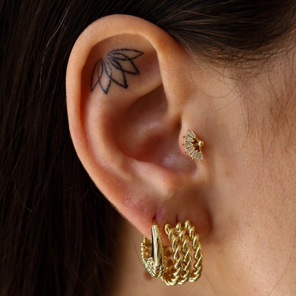 TRAGUS PIERCING YELPAZE